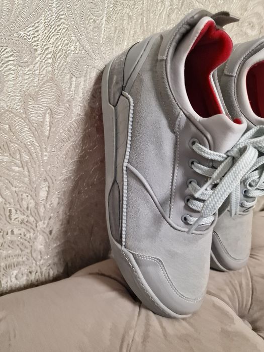 Adidasi leboutin 44 piele naturala