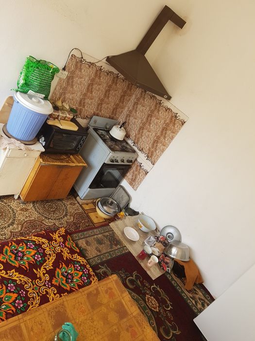 Jizzax Sharof Rashidov NURAFSHON MFY da joylashgan xovli sotiladi .