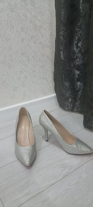 Туфли и сумка в отличном состоянии