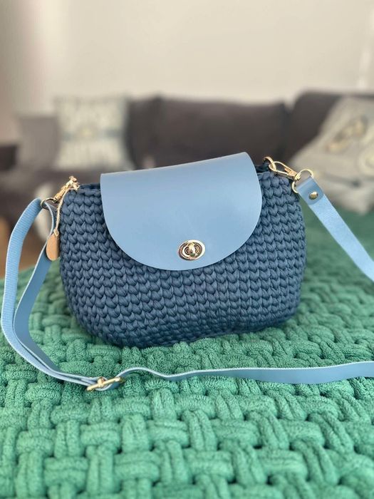 Стилна дамска чанта модел VMTERRA/ Ръчна изработка