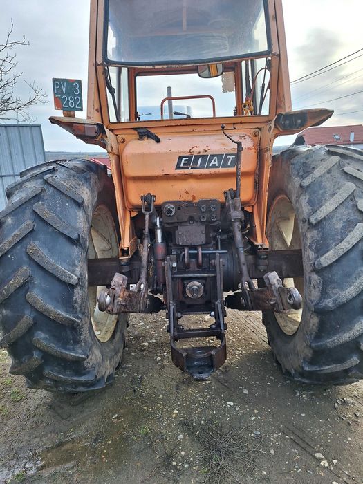 Vând tractor FIAT 110 CP DT 4x4 stare foarte bună de funcționare