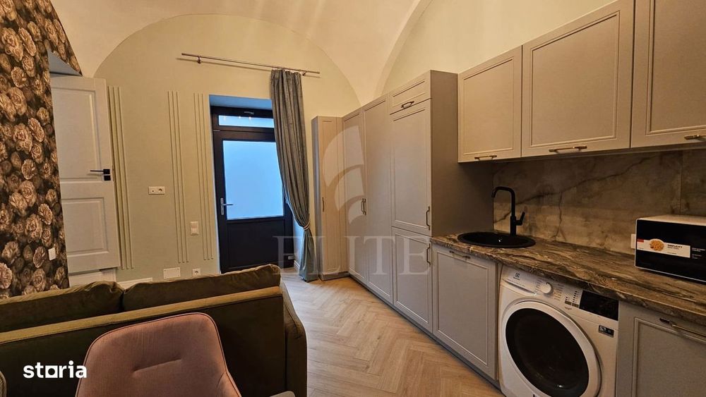 Apartament o camera în zona 21 Decembrie - Sora — fotografia 3