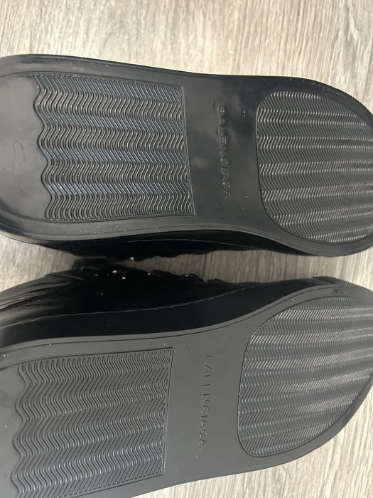 Adidasi Balenciaga arena