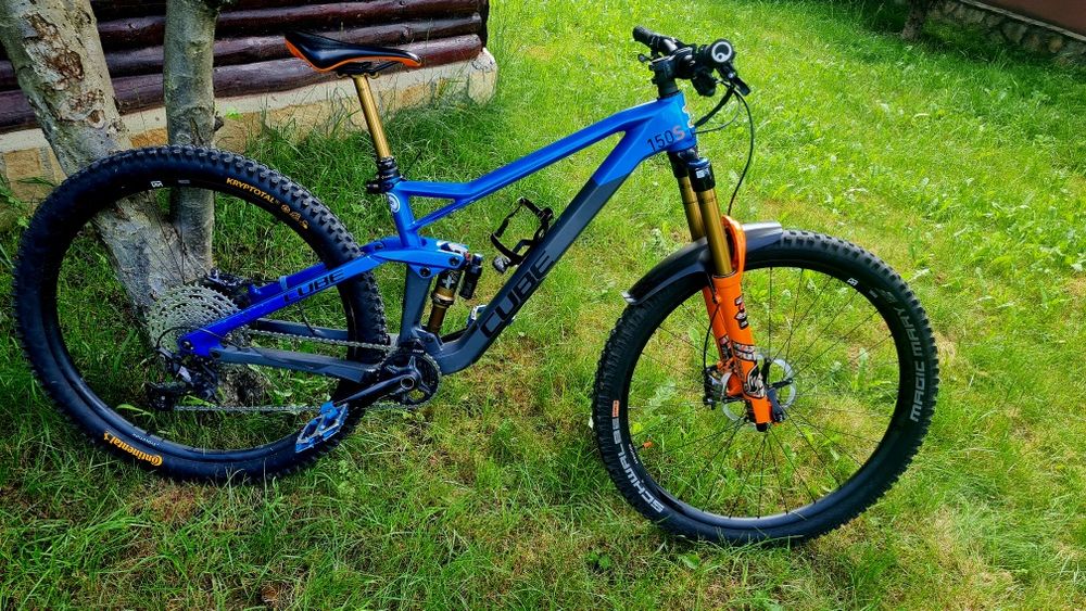 Cube stereo carbon 150s ACTION TEAM  full KASHIMA