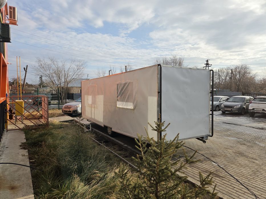 Дом на колесах с документами.