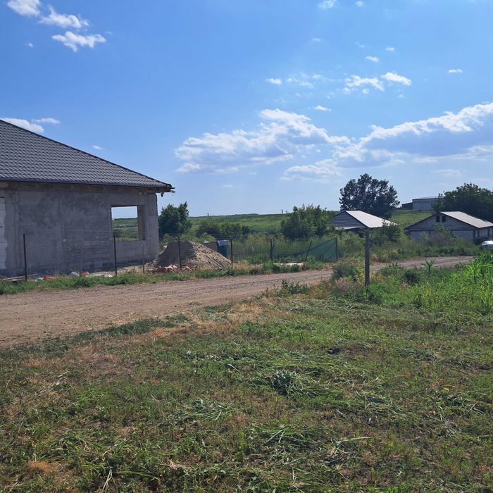 Vand loturi teren Sat Costi