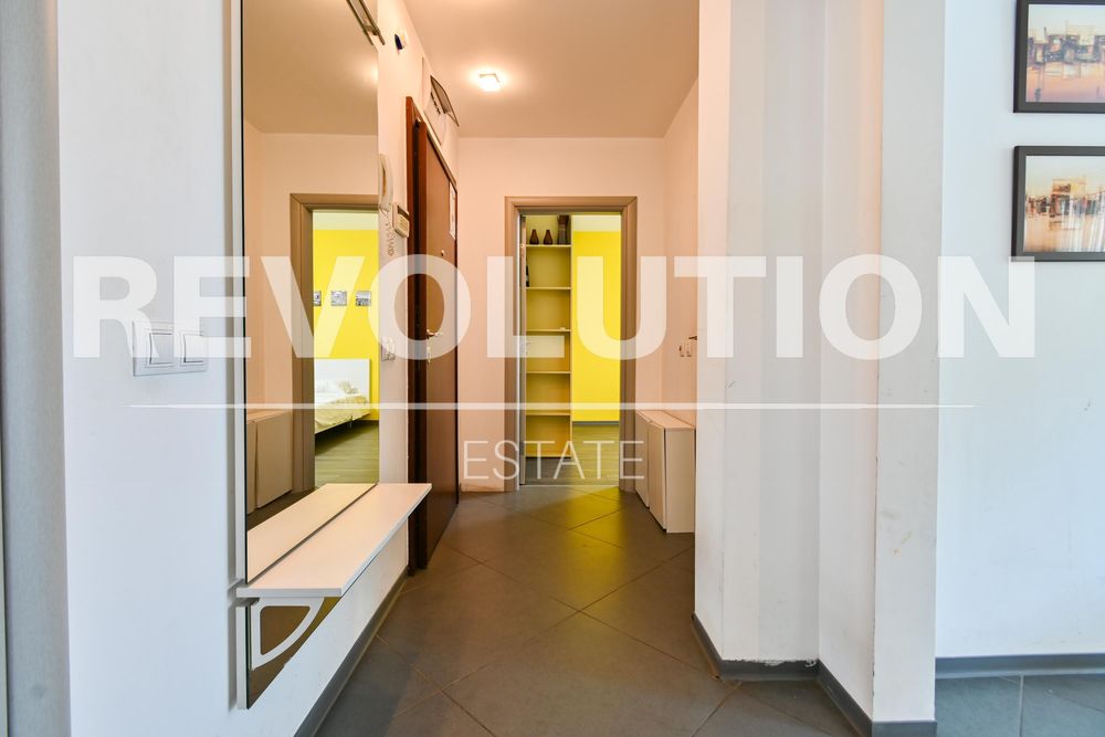 Дава се под наем Тристаен апартамент в София, Оборище - 100 кв.м за 1000 € - Снимка #7