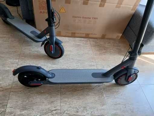 Продавам чисто НОВА електрическа тротинетка E1 PRO electric scooter