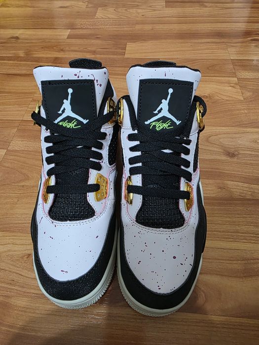 Adidasi  jordan patru