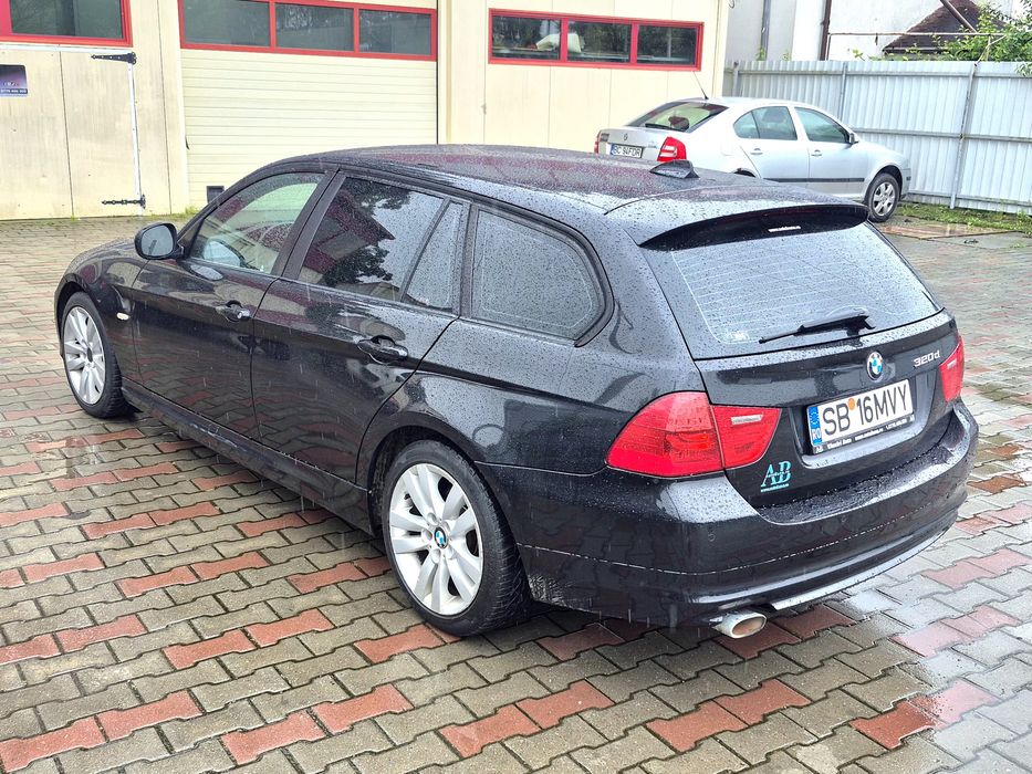 BMW 3 Series 2011 — imagine 5