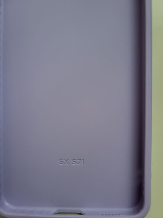 Продам чехол на телефон Samsung S21