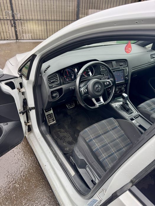 Vw Golf 7 GTE  Plug-in