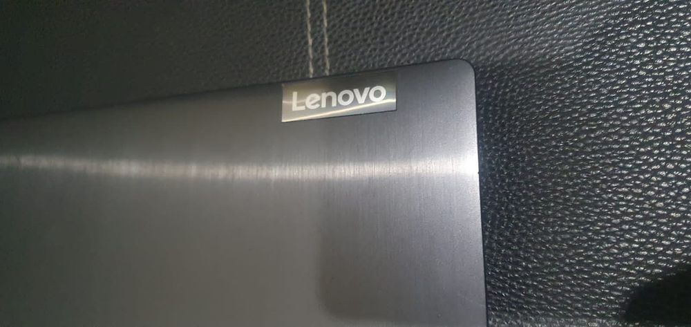 Продам современный ноутбук lenovo