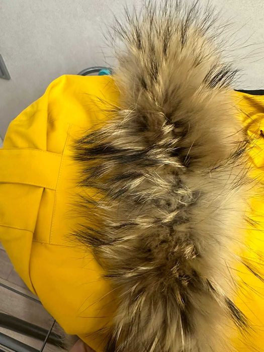 Продам зимнюю куртку .