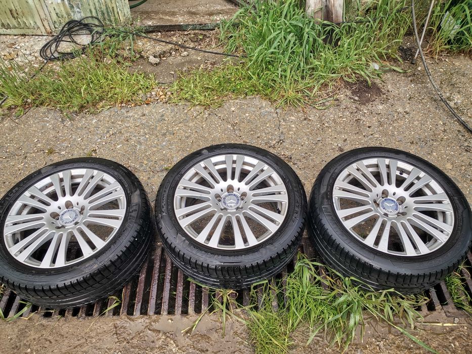 Продавам 3 броя гуми с джанти за мерцедес W 207 17 цола 7.5 ширина