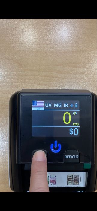 Детектор за банкноти евро, долар и английски лири