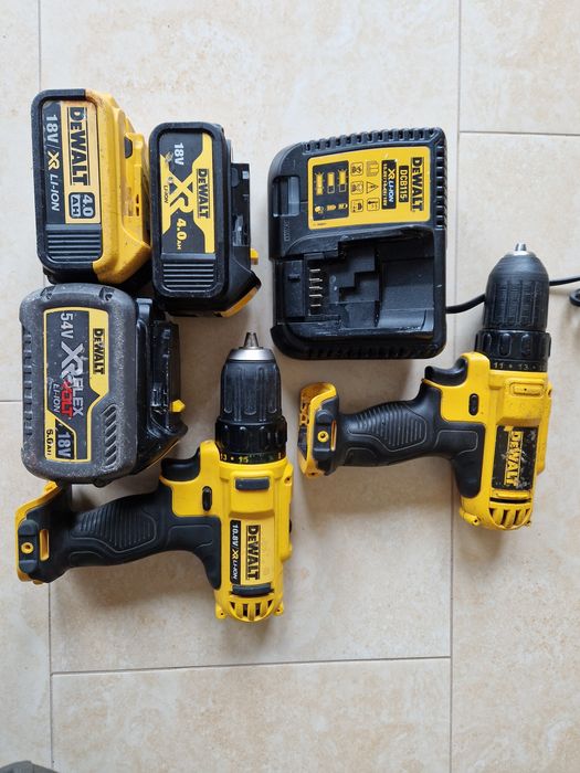 Dewalt DCB 115 - incarcator , acumulatori