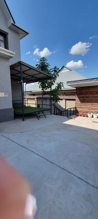 Продам коттедж дом в городе