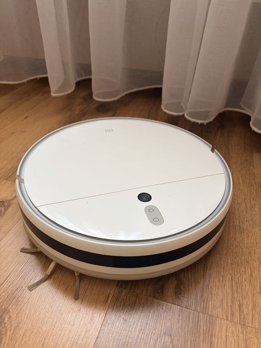 Продается робот пылесос