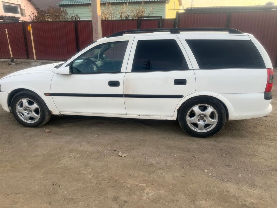 Продам опель вектра универсал