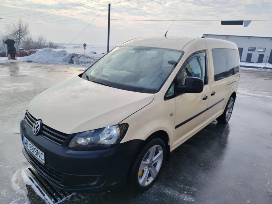 Vw Caddy Maxi 7 locuri 2.0 tdi 140 cp DSG
