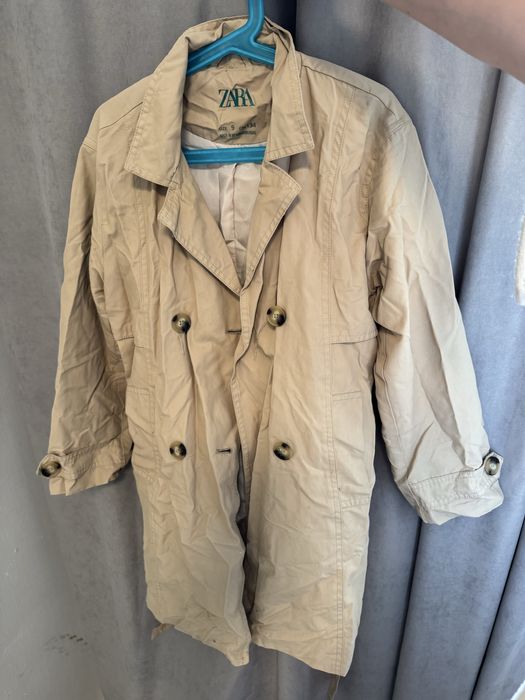 4 бр Zara Яке за есен ,бомпер ,дъждобран и палто зара 8-9 г 9-10 г