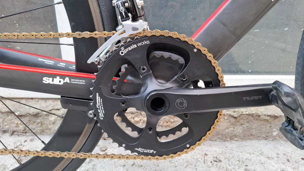 BMC / шосеен карбонов велосипед