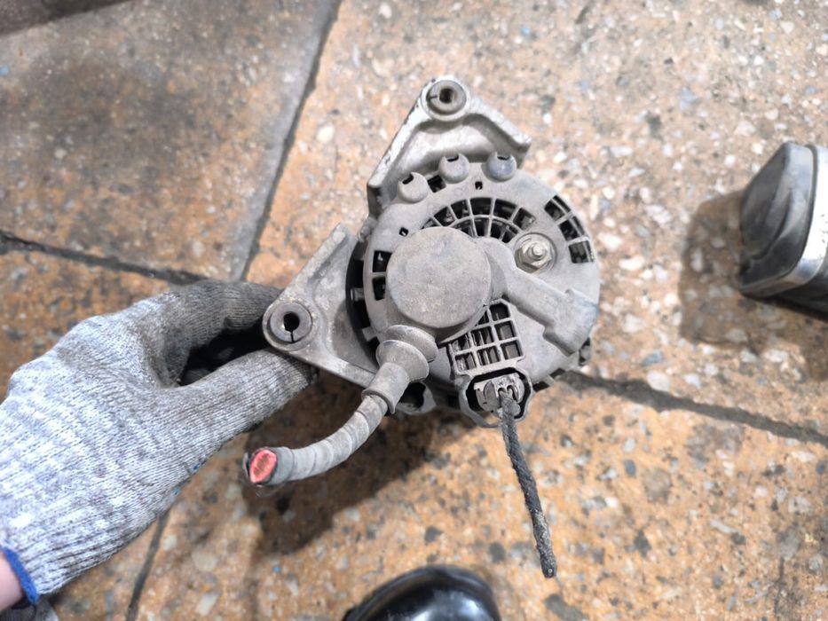 Продам оригинальные запчасти шевроле круз