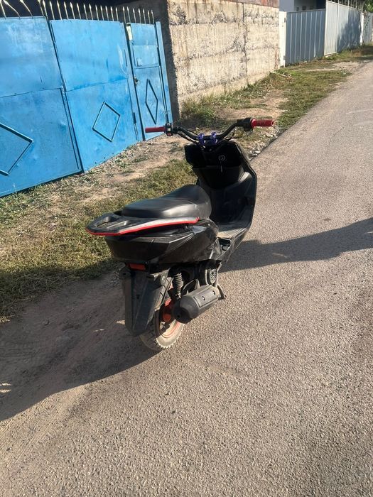 Продам Мопед м8 1 поколения