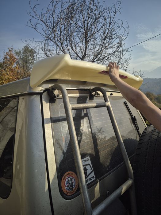 Спойлер,прадо,паджеро.