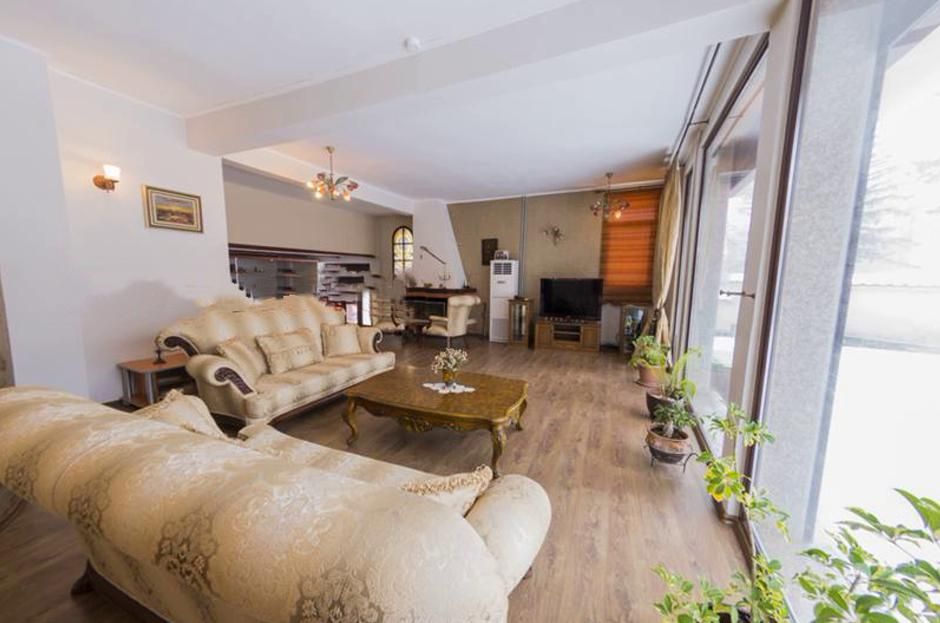 Дава се под наем Къща в София, Драгалевци - 300 кв.м за 5000 € - Снимка #2