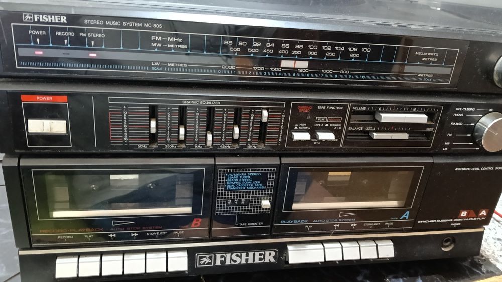 Combina muzicala Fisher cu Pick up
