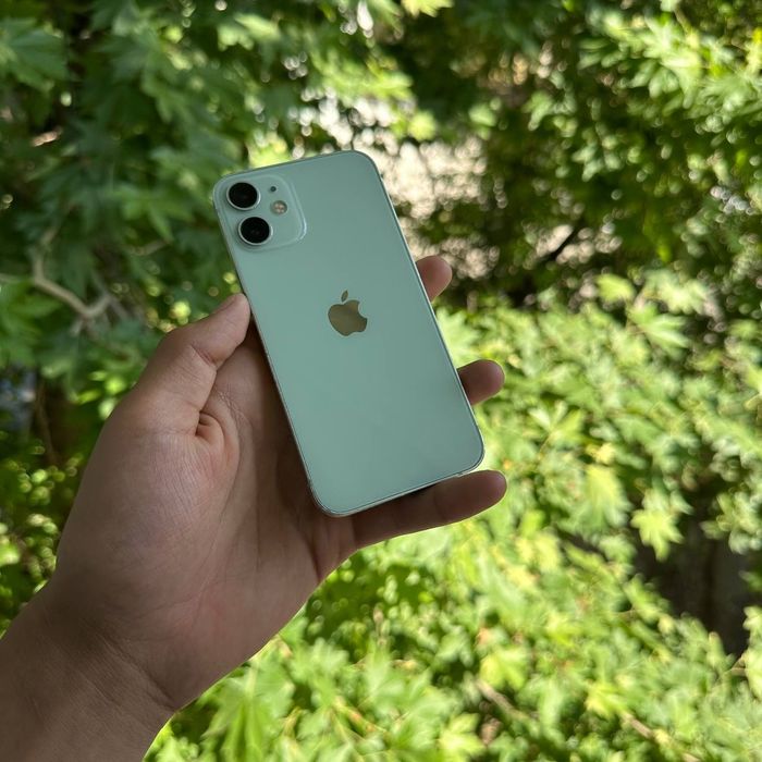 iPhone 12 Mini 128 Gb srochni sotiladi