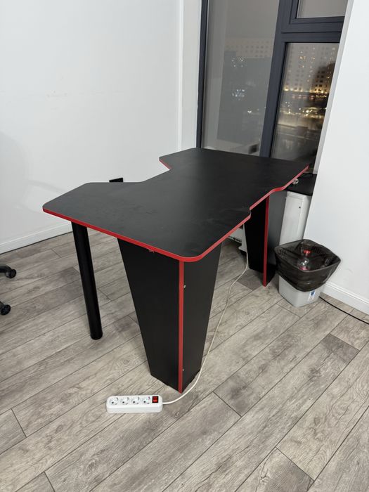 Продам офисный стол