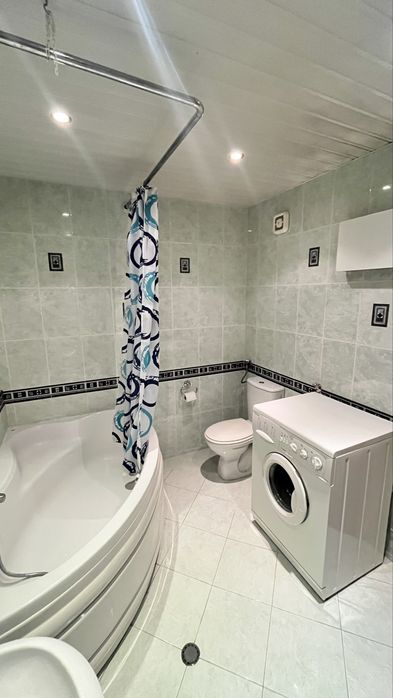 Дава се под наем Тристаен апартамент в София, Красно село - 88 кв.м за 897.6 € - Снимка #5