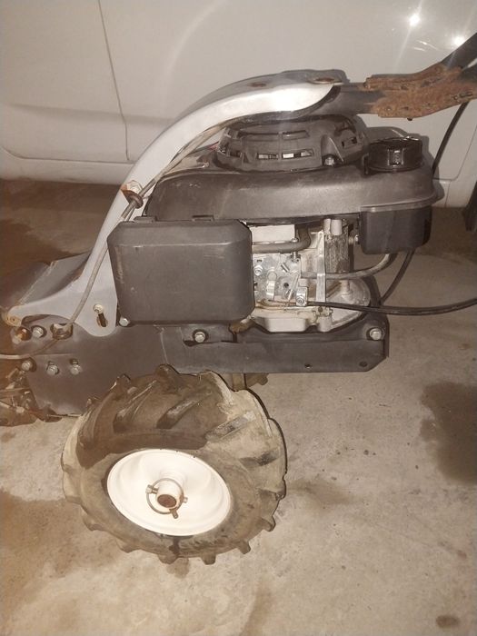 Косилка беда уришга сотилади