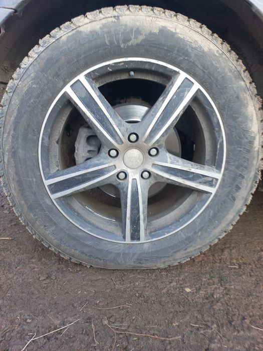 Продам диски с резиной