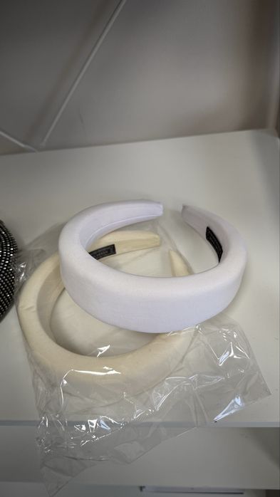 Меки, обемни диадеми за коса