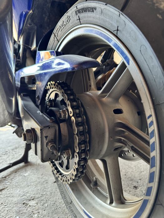 Motocicleta Honda CBF 1000