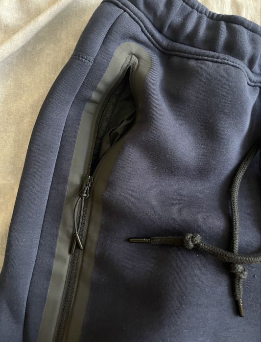 Nike tech fleece къси гащи L