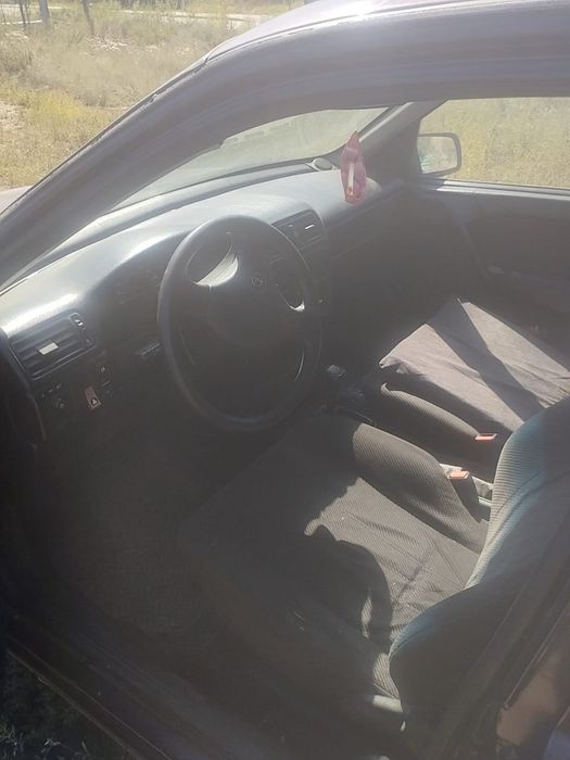 Продам Опель вектра а 1.8