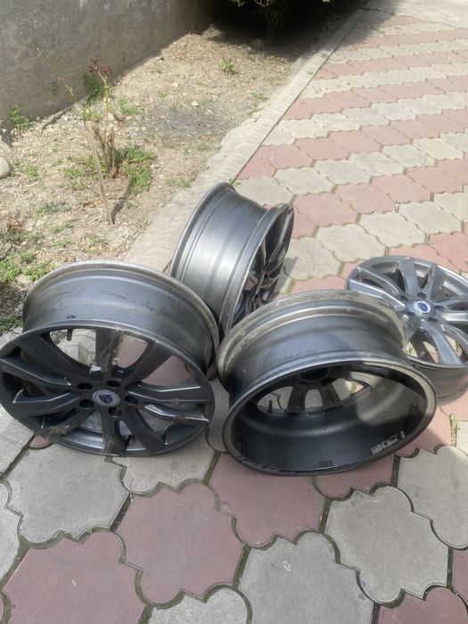 Диски 18 размер.