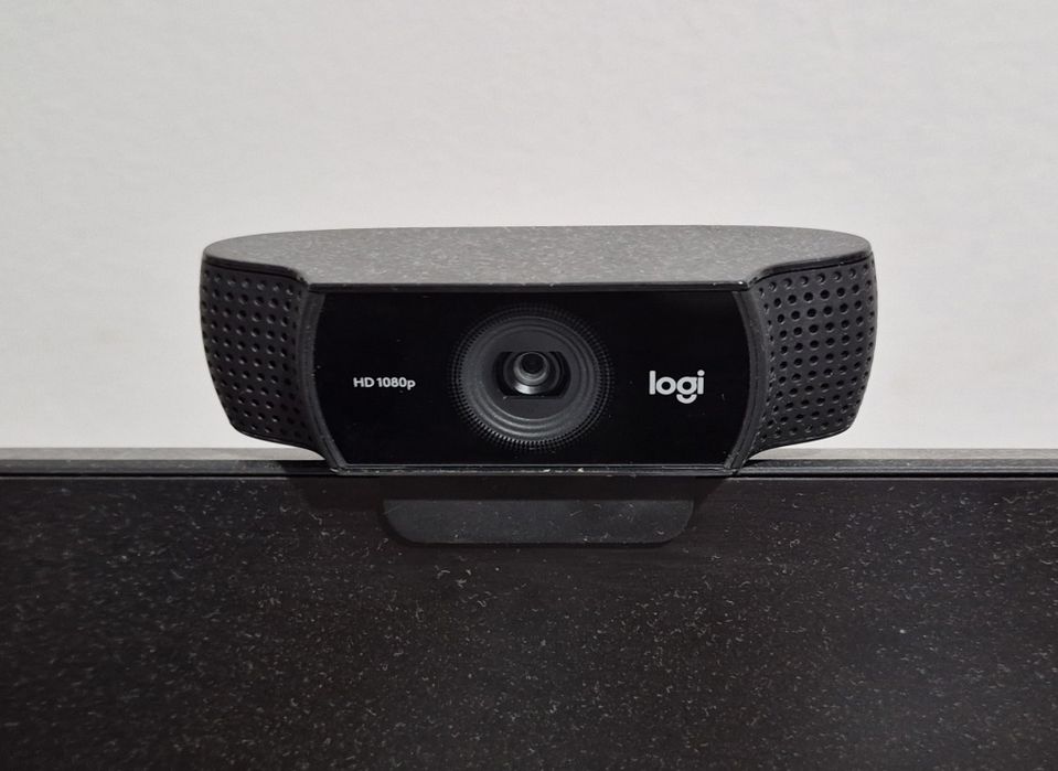 Веб-камера Logitech C922 Pro Stream
