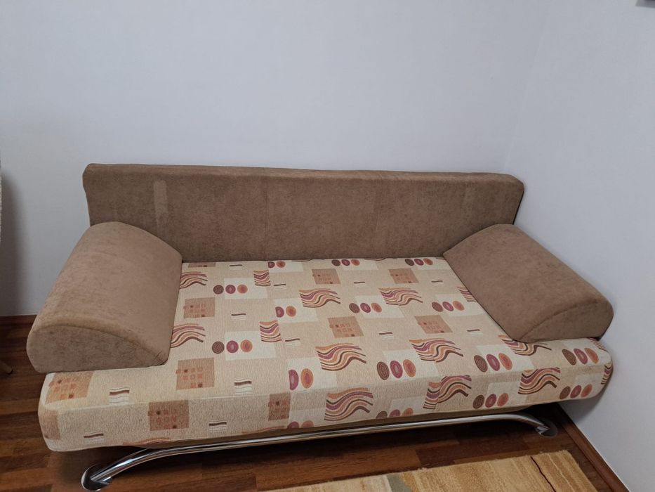 De vânzare urgent canapea