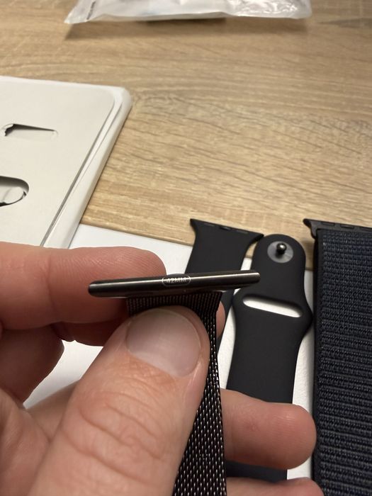 Curea bratara apple watch