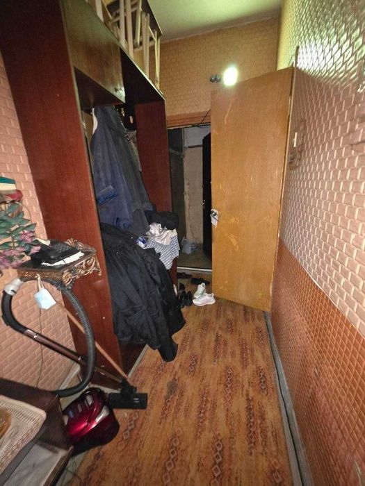 Срочно продам квартиру Янгихает Дустлик 1  45кв.м