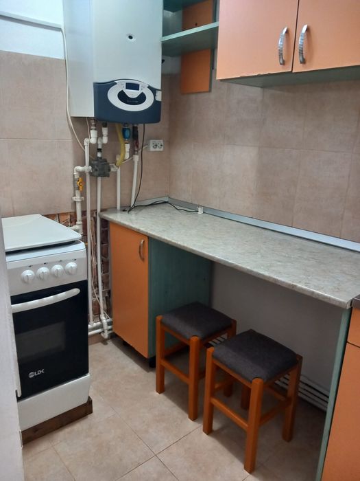 Titlu : Închiriez garsoniera vizavi de spitalul judetean