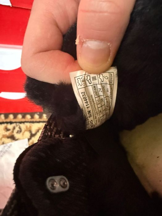 UGG Lowmel Negru (marimi: 37,38,39)