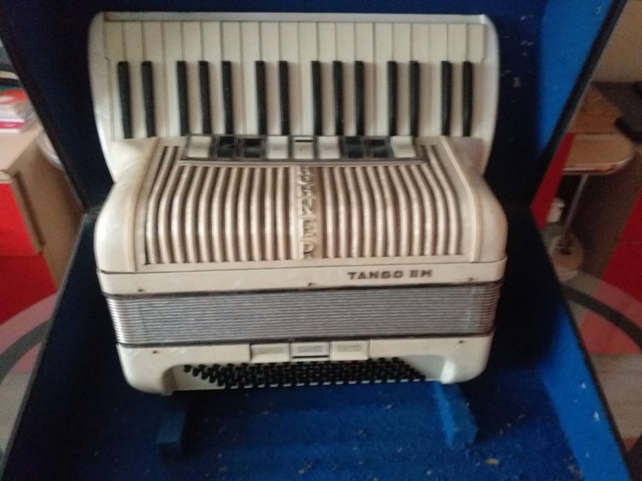 Vand acordeon Hohner ,Tango ll M.