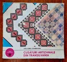 CARTE  cu Cusuturi artizanale din Transilvania –  autor Tichindeleanu